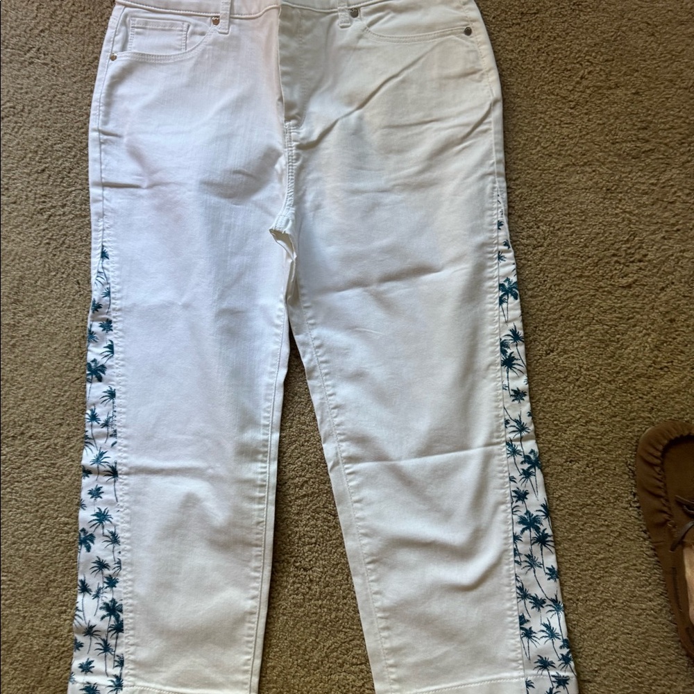 New cropped jeans